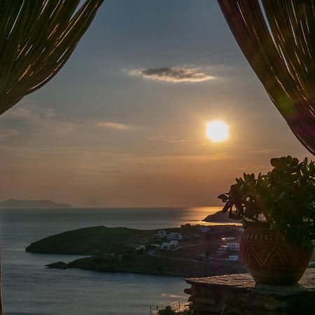Aerino Seaside Villa Agios Romanos Exteriör bild