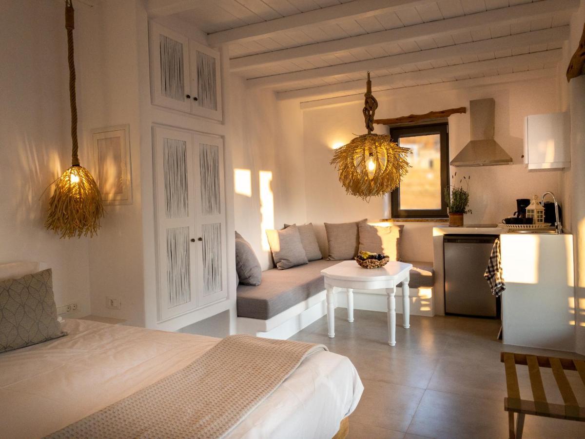 Aerino Seaside Villa Agios Romanos Exteriör bild