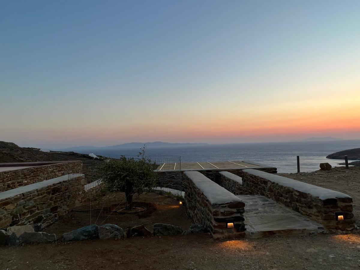 Aerino Seaside Villa Agios Romanos Exteriör bild